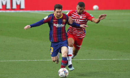 Barcelona lose to Granada in La Liga title race